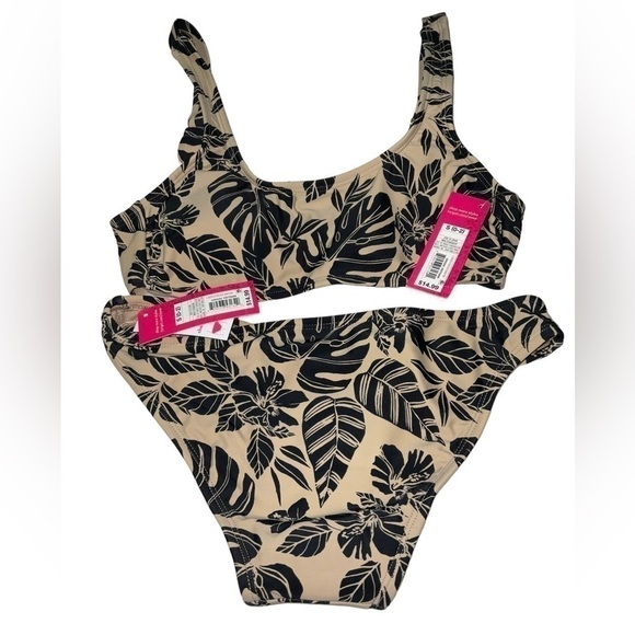 Xhilaration bikini set. Tan color with palm print. Size S(0-2) - Picture 3 of 10